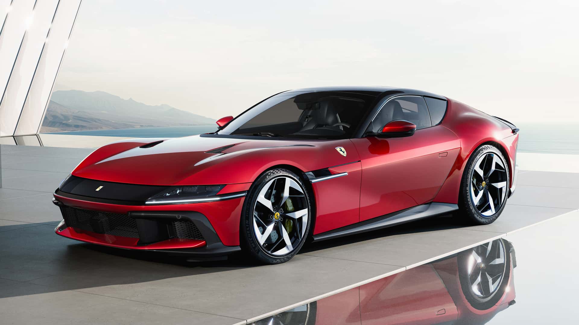 Ferrari 12Cilindri – Taliani sa s tým znova nebabrú!